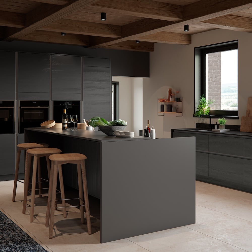 Black handleless kitchen